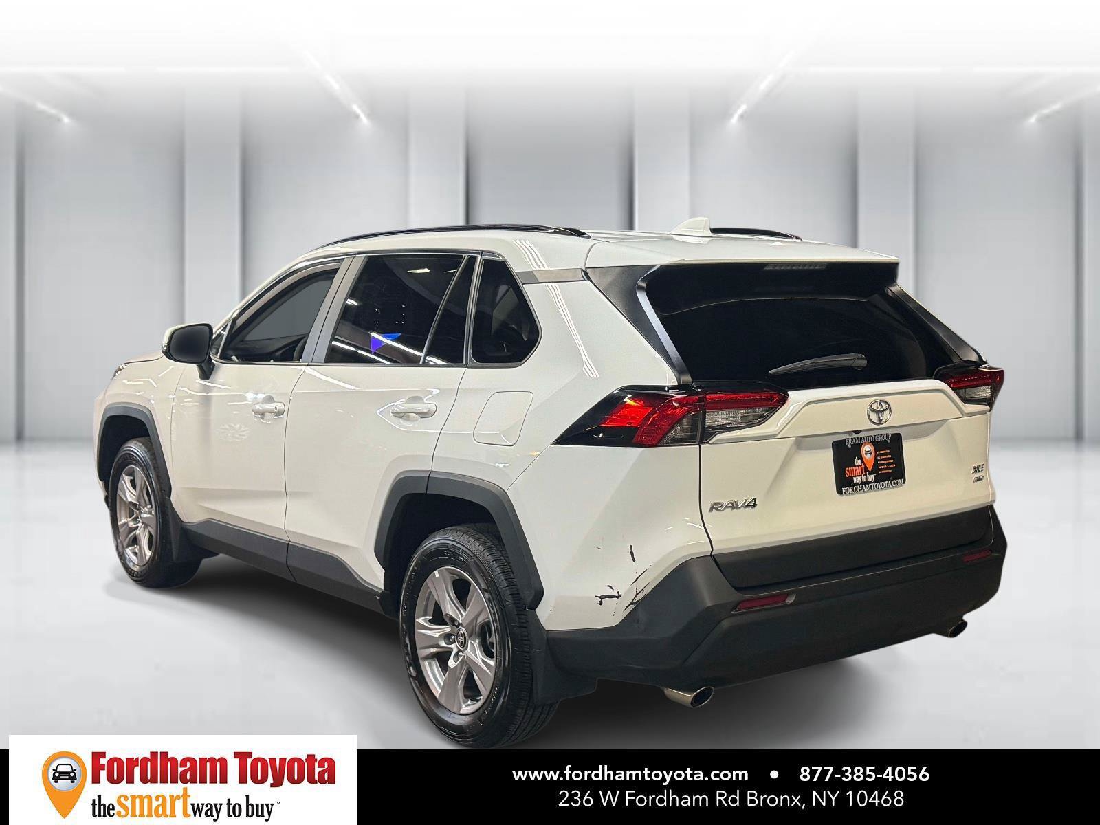 Used 2025 Toyota RAV4 XLE w/ Convenience Package AWD/4WD image 5