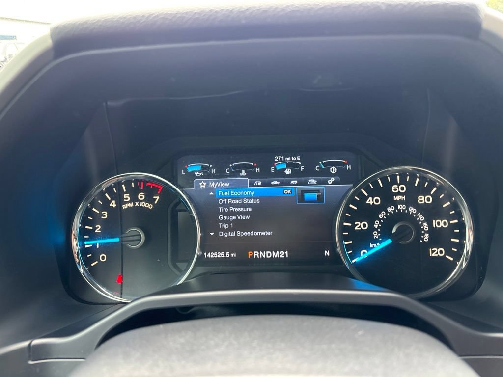 Used 2016 Ford F150 Lariat w/ Equipment Group 502A Luxury AWD/4WD image 16