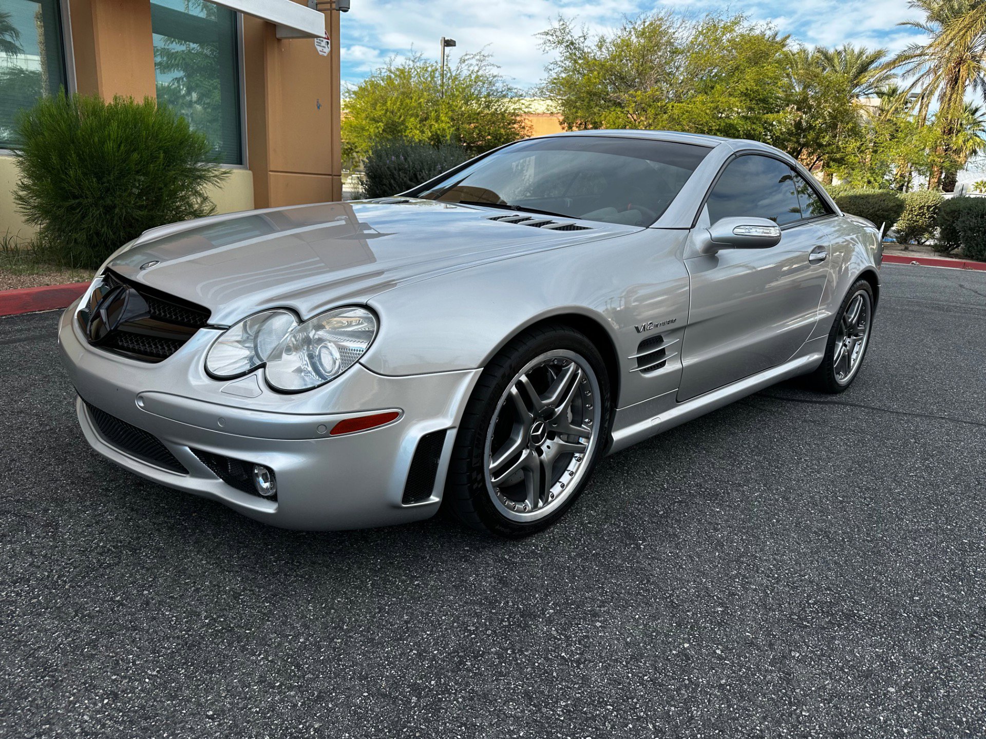 Used 2005 Mercedes-Benz SL 65 AMG image 3