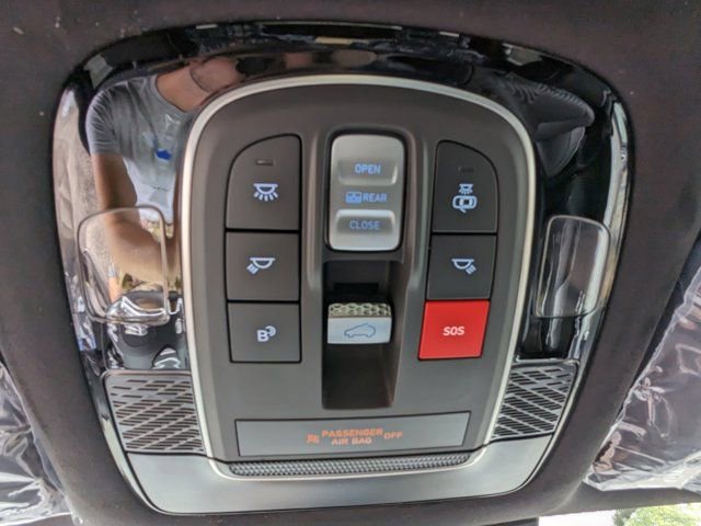 New 2024 Hyundai Palisade Calligraphy image 16