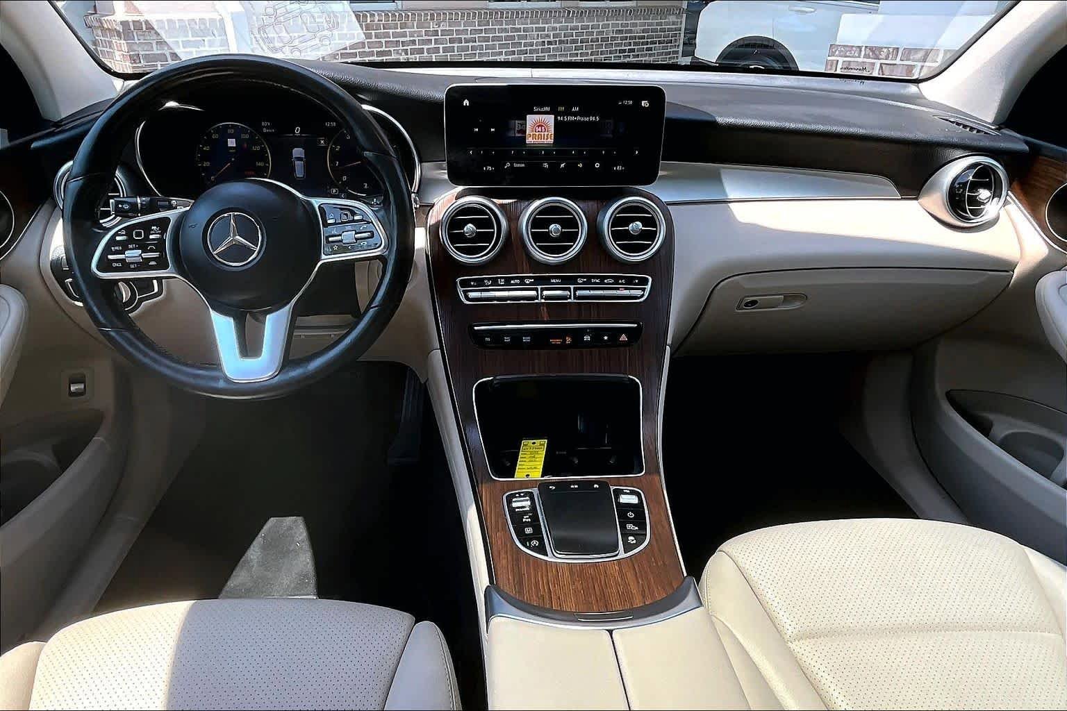 Certified 2022 Mercedes-Benz GLC 300 4MATIC w/ Driver Assistance Package image 16
