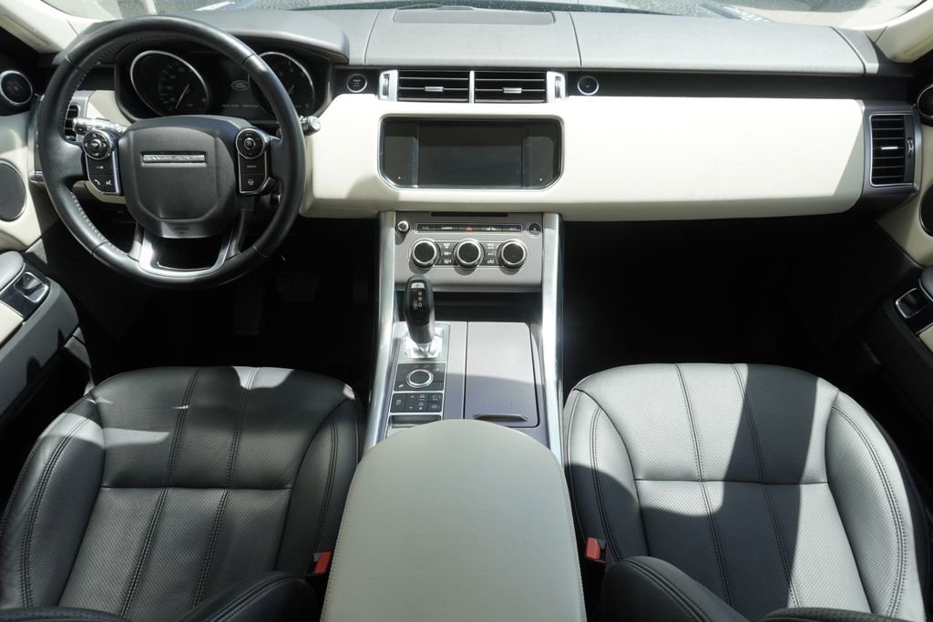 Used 2014 Land Rover Range Rover Sport HSE AWD/4WD image 9