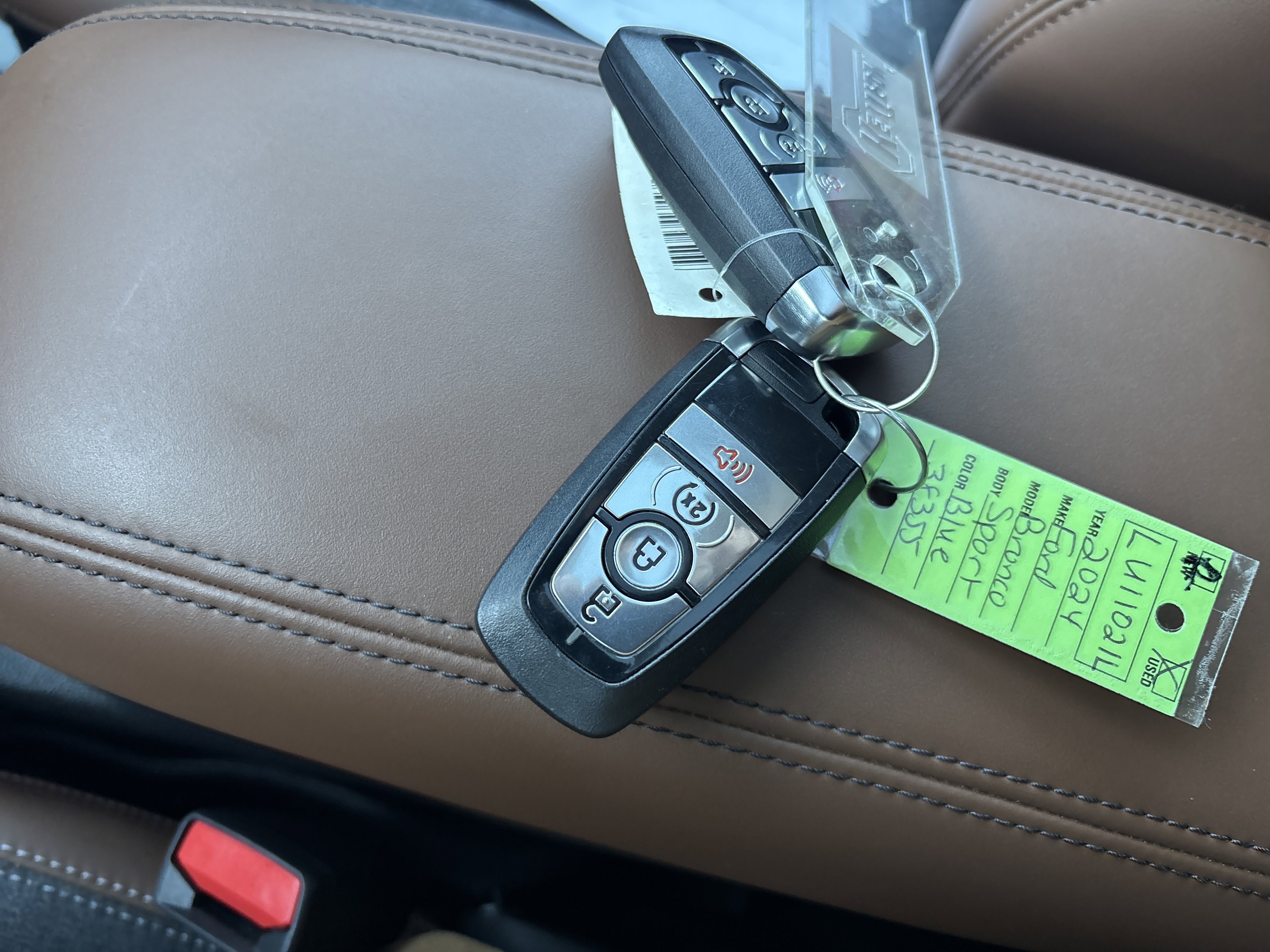 Used 2024 Ford Bronco Sport Outer Banks w/ Tech Package image 32