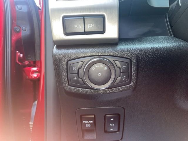 Certified 2018 Ford F150 Platinum w/ Max Trailer Tow Package image 13