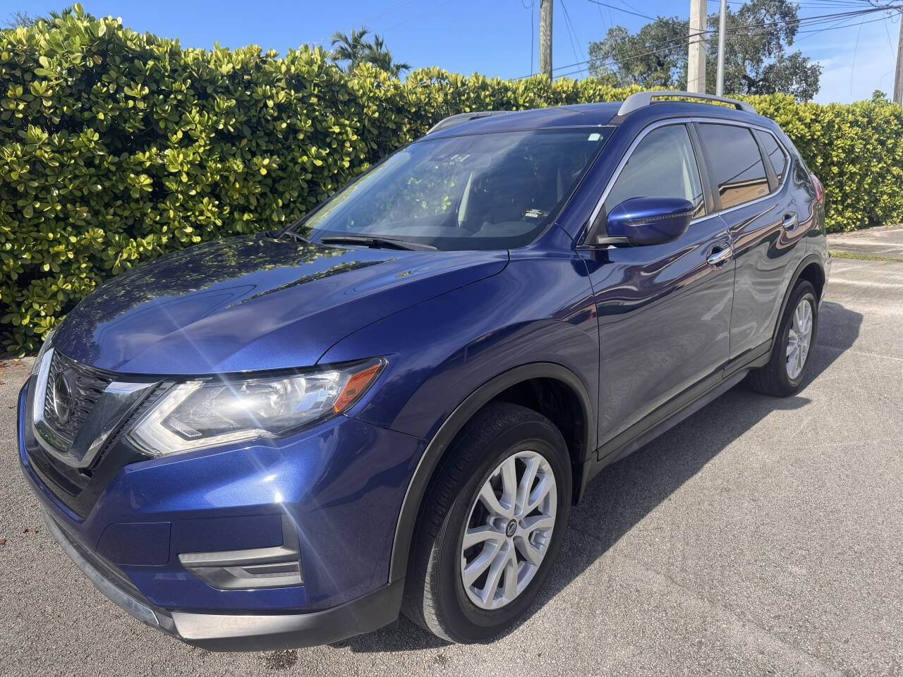 Used 2019 Nissan Rogue SV AWD/4WD image 6