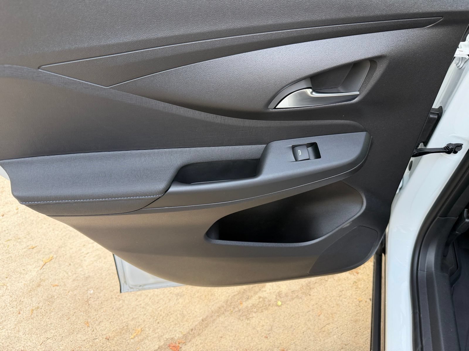 New 2026 Buick Envista Sport Touring w/ Convenience I Package FWD image 24