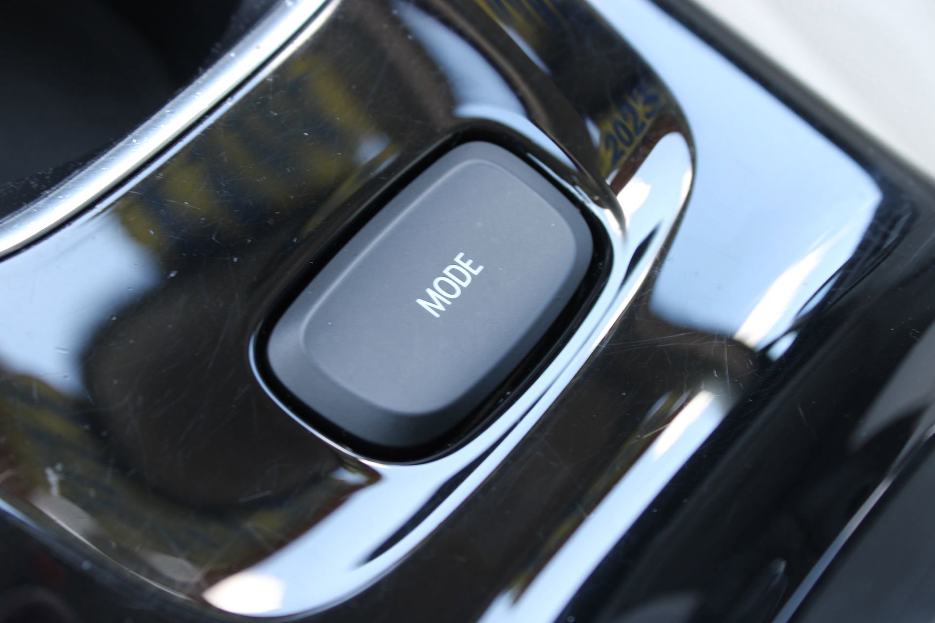 Used 2023 Buick Envision Avenir AWD/4WD image 52
