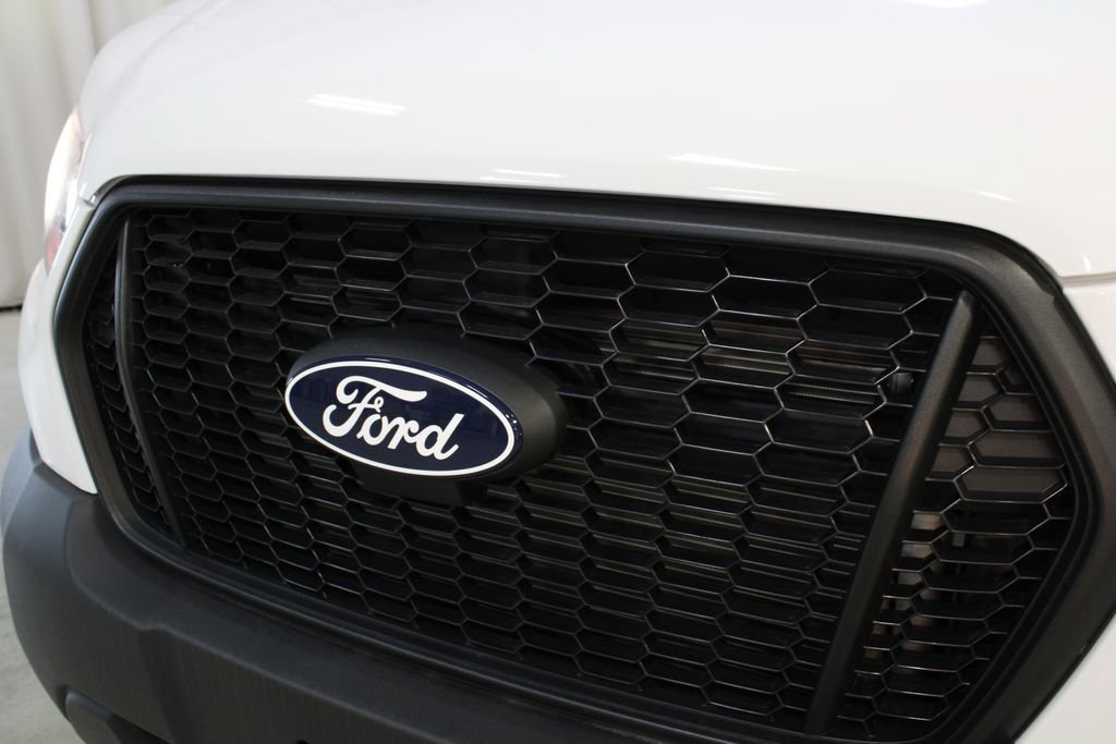 New 2026 Ford Transit 250 148 Medium Roof w/ Load Area Protection Package RWD image 40
