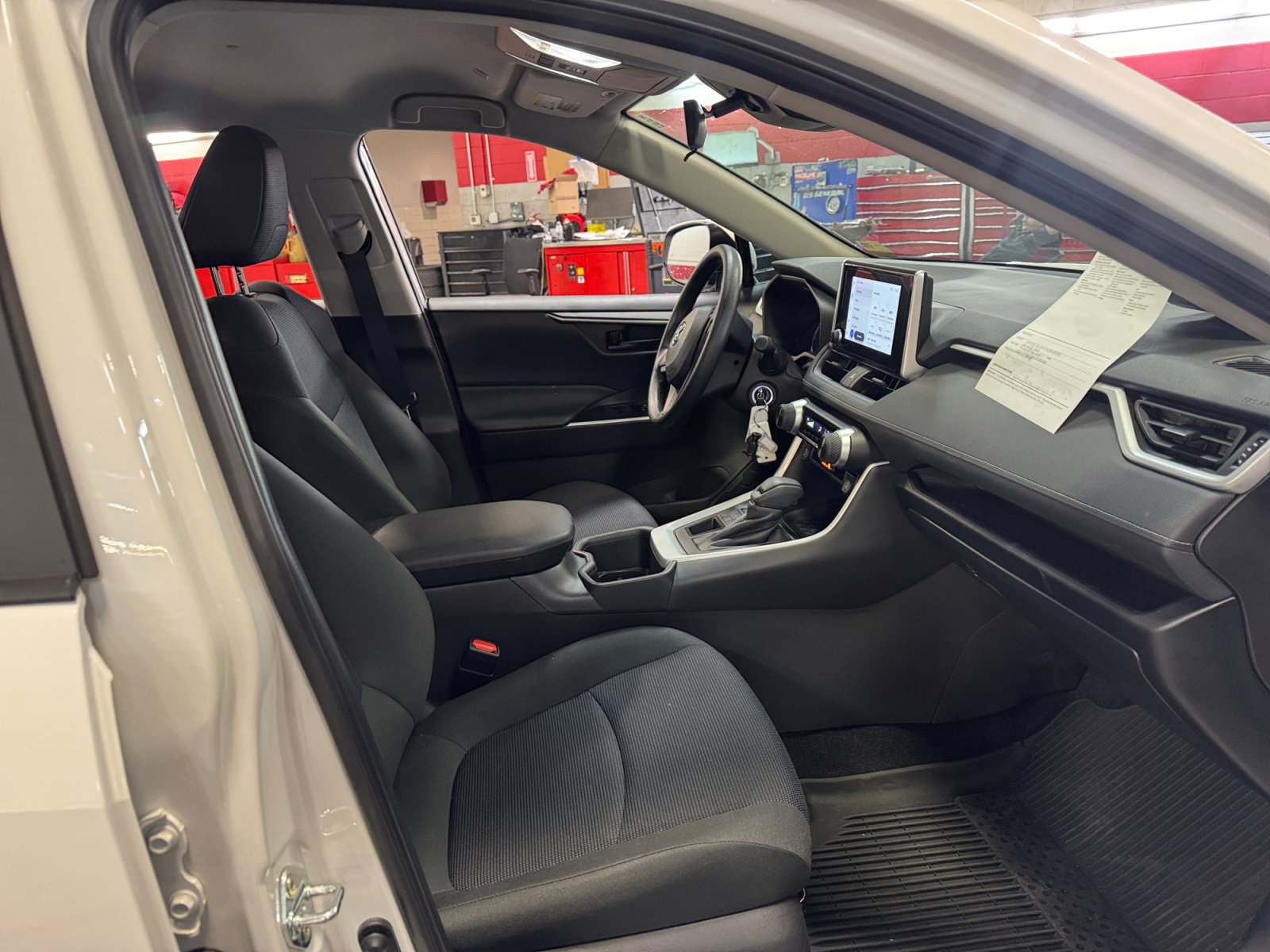 Certified 2025 Toyota RAV4 LE AWD/4WD image 19