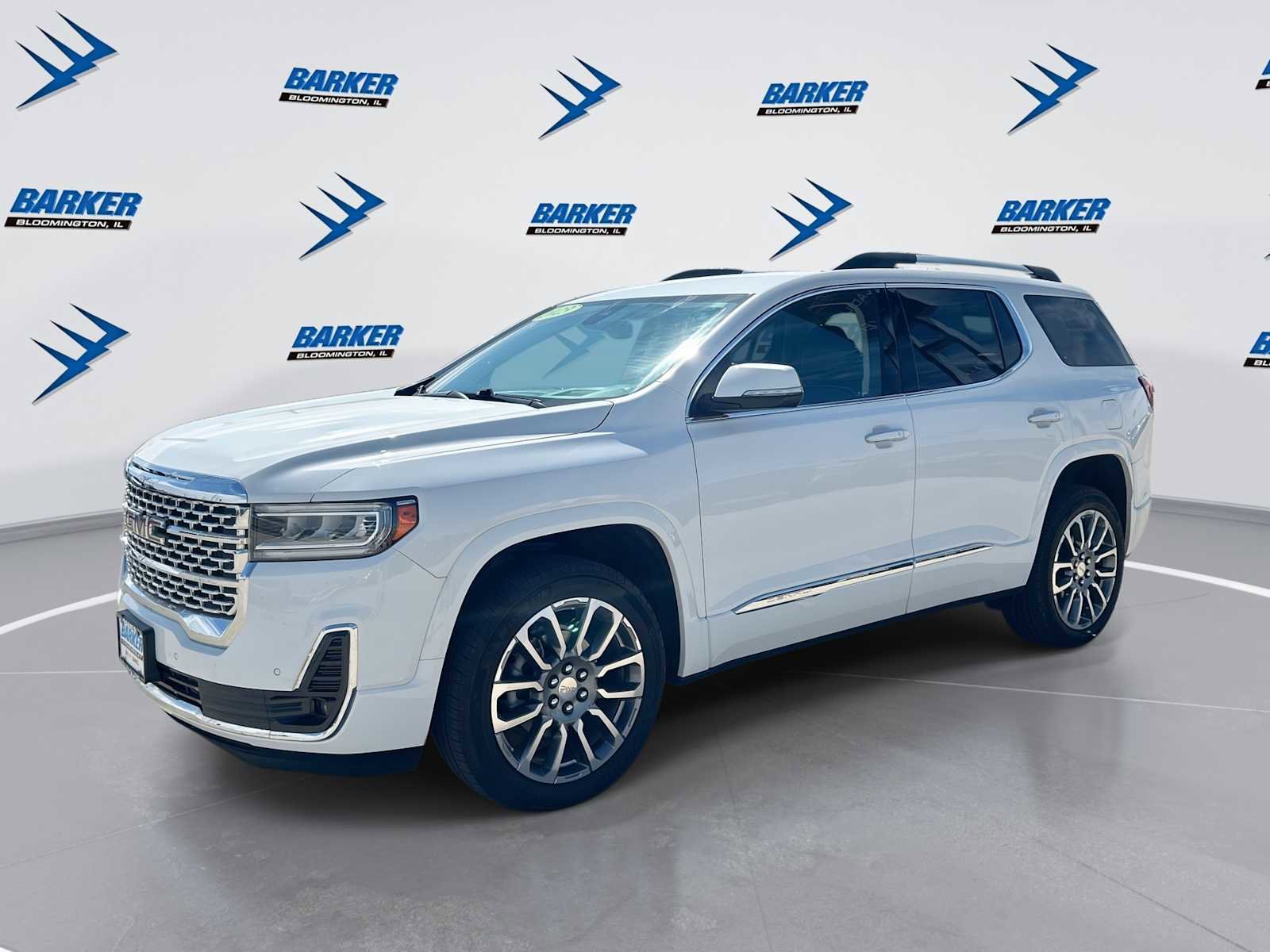 Used 2023 GMC Acadia Denali image 1