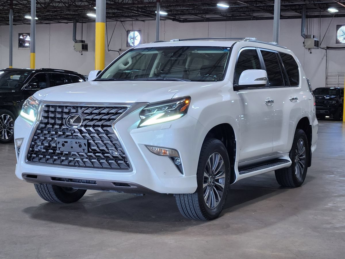 Used 2023 Lexus GX 460 Luxury w/ Accessory Package AWD/4WD image 4