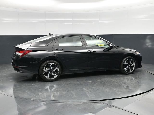 Used 2023 Hyundai Elantra SEL w/ Convenience Package FWD image 14