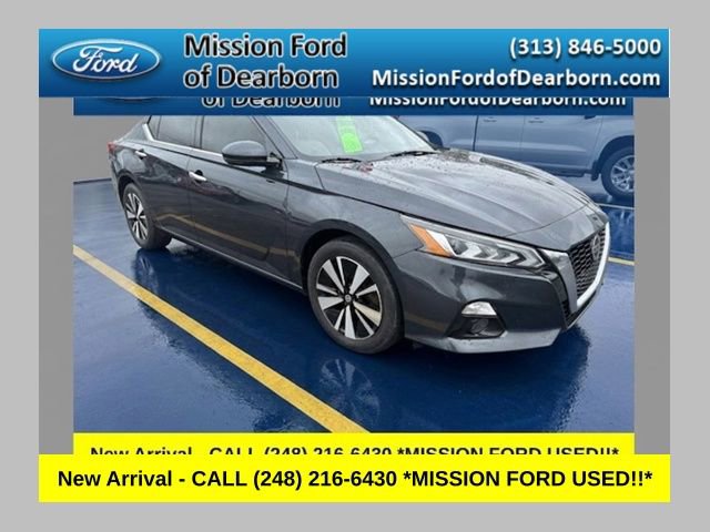 Used 2020 Nissan Altima 2.5 SV image 1