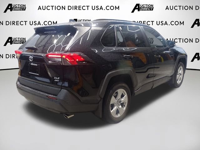 Used 2021 Toyota RAV4 XLE image 36