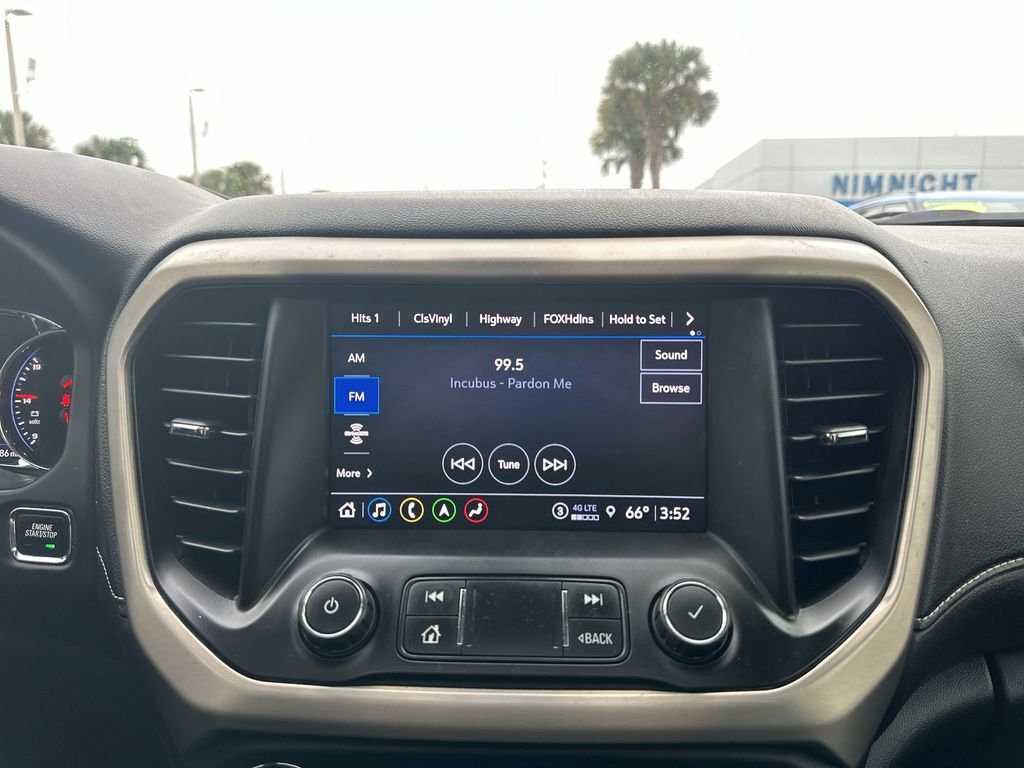 Used 2022 GMC Acadia Denali w/ Denali Technology Package image 26