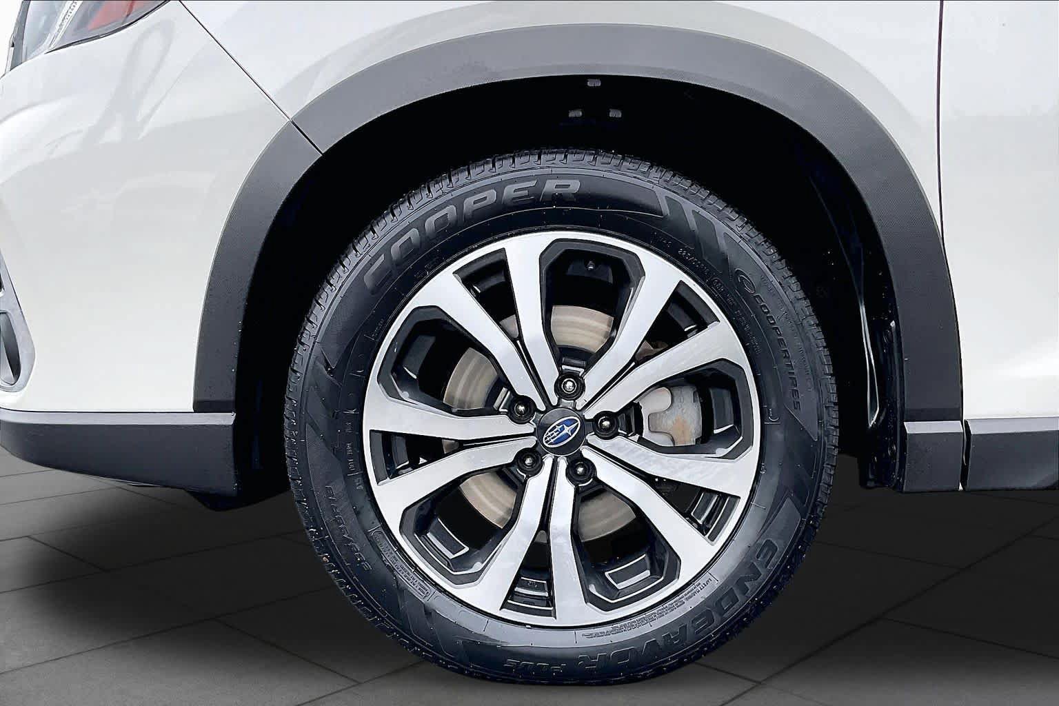 Used 2020 Subaru Forester Limited AWD/4WD image 11