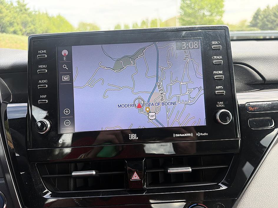 Used 2021 Toyota Camry XLE w/ Navigation Upgrade Package FWD image 16