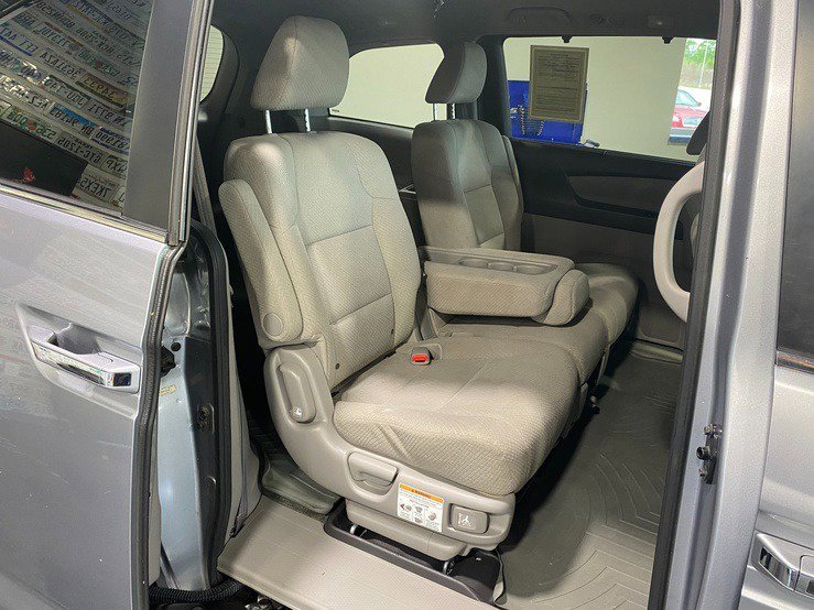 Used 2016 Honda Odyssey SE image 20