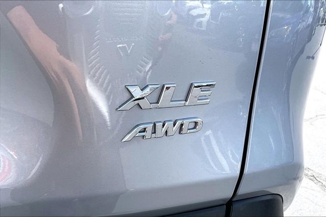 Used 2025 Toyota RAV4 XLE Premium w/ Weather Package AWD/4WD image 24