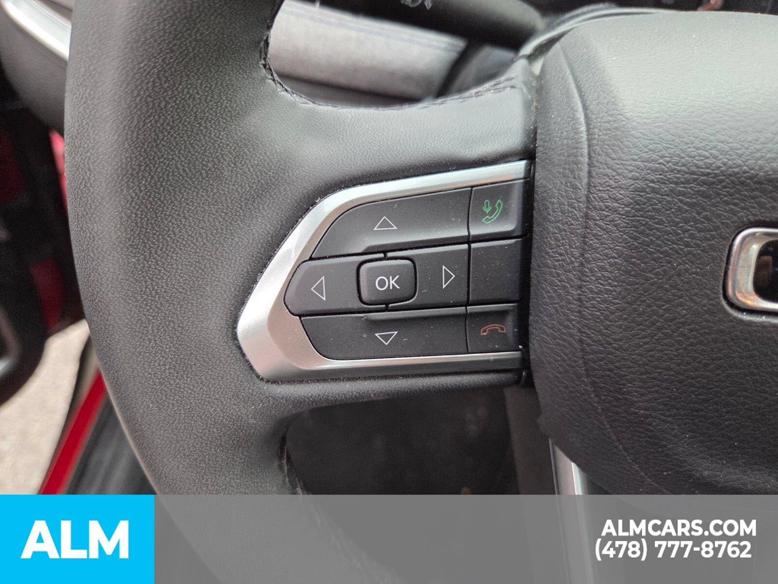 Used 2025 Jeep Compass Latitude AWD/4WD image 16