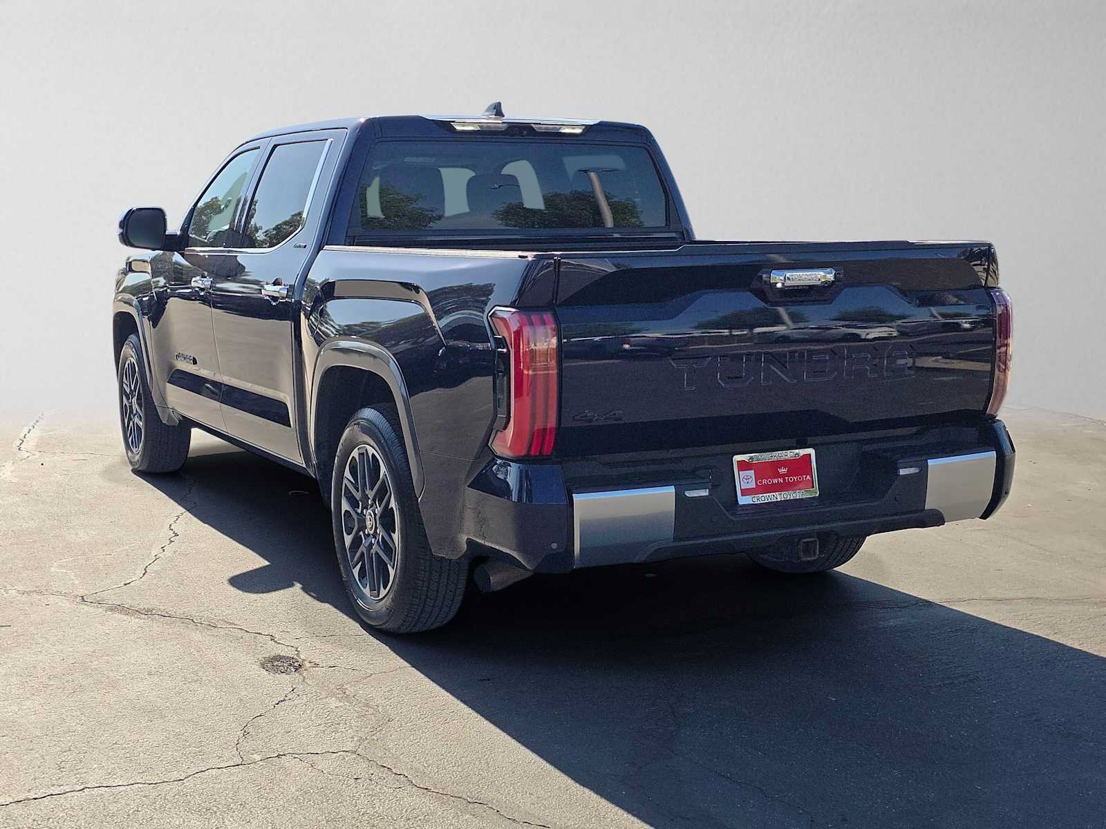 Used 2023 Toyota Tundra Limited AWD/4WD image 5