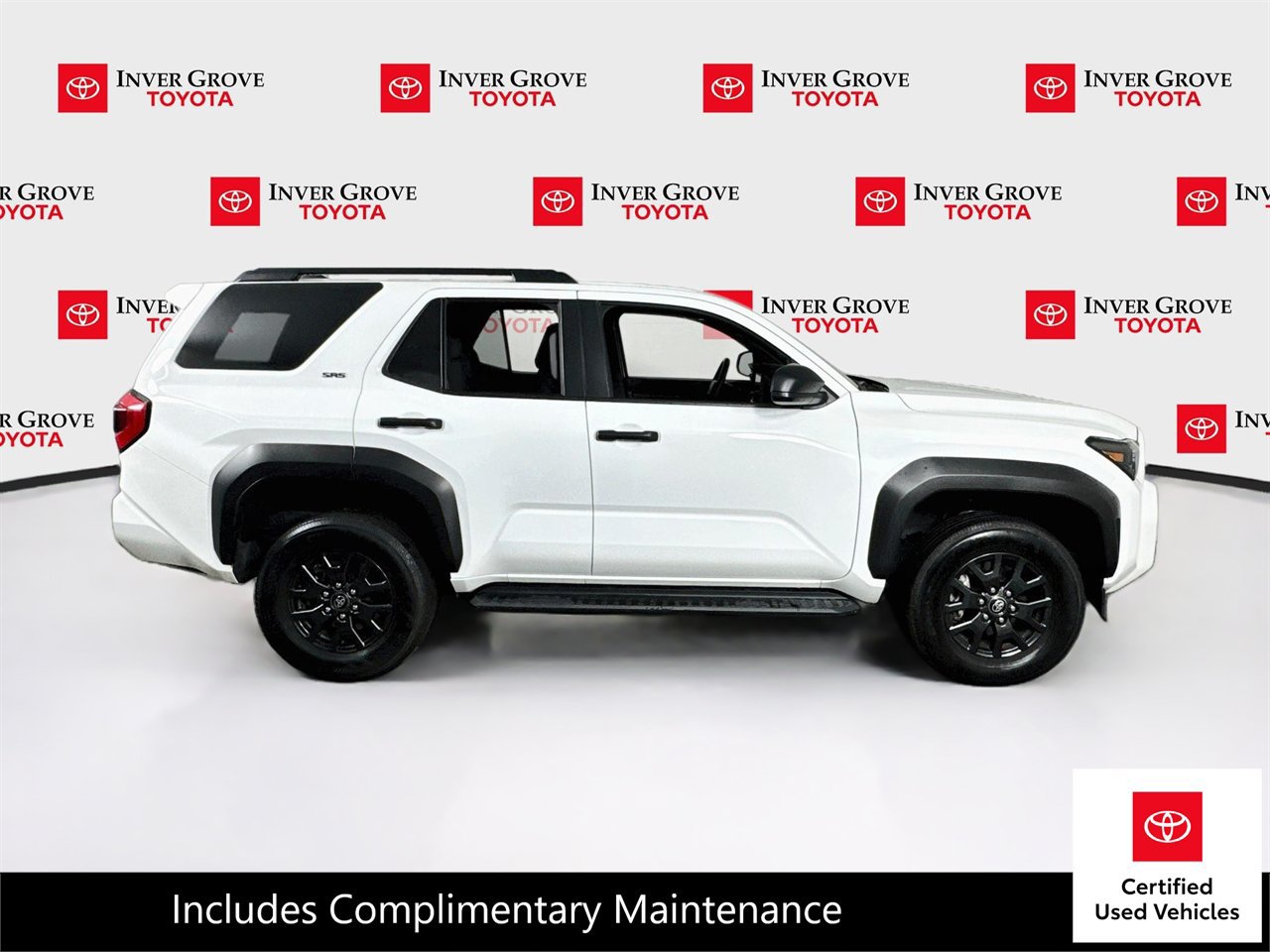 Certified 2025 Toyota 4Runner SR5 AWD/4WD image 4