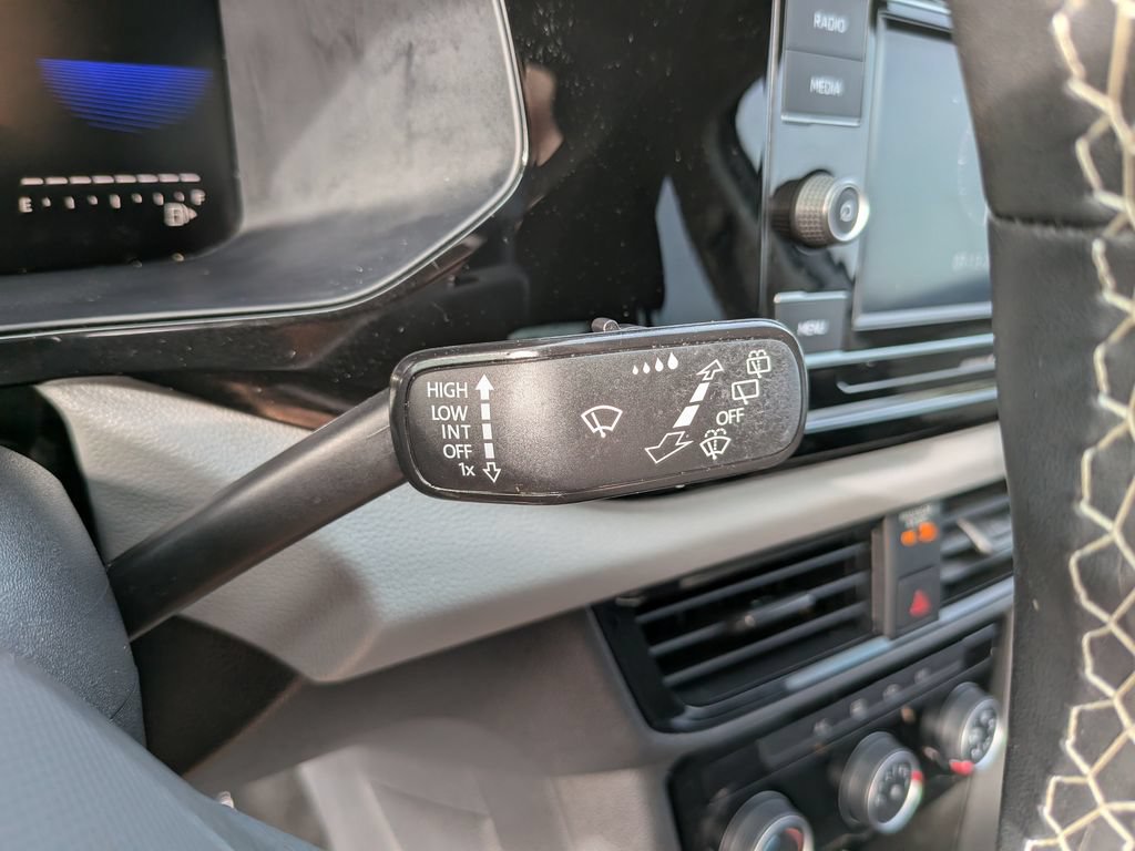 Certified 2023 Volkswagen Taos S FWD image 29