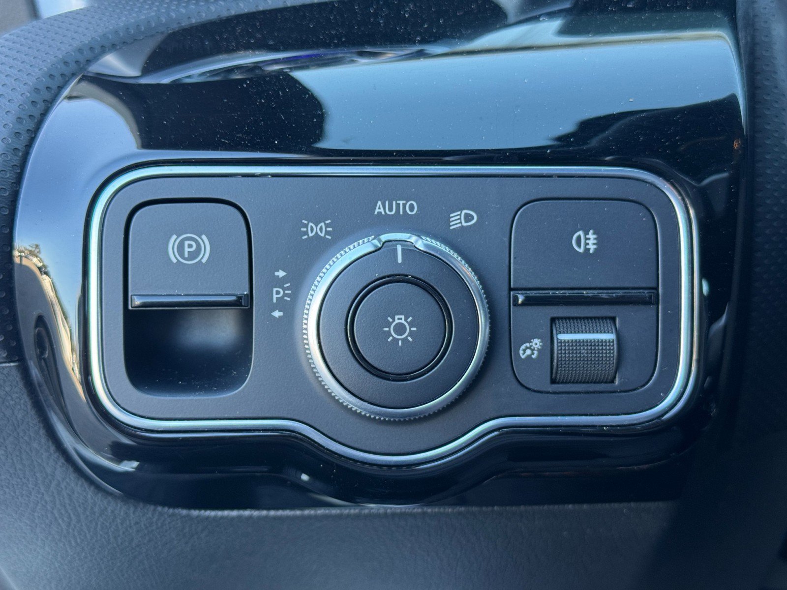 Used 2021 Mercedes-Benz A 35 AMG 4MATIC image 17