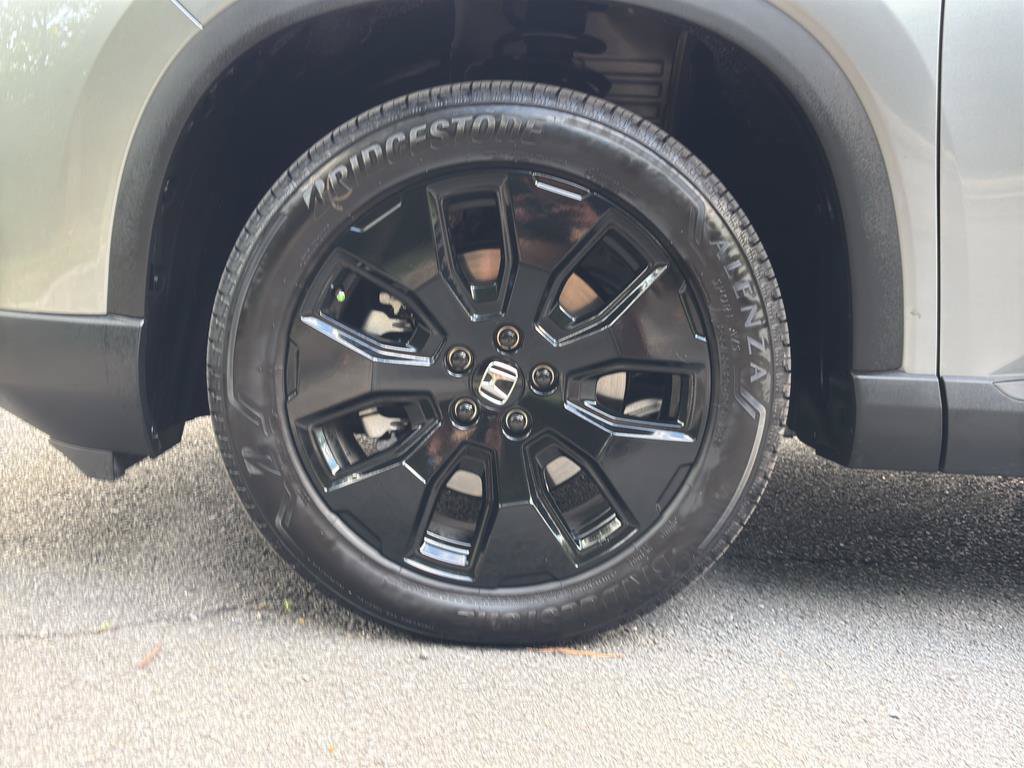 Certified 2026 Honda Pilot Black Edition image 32