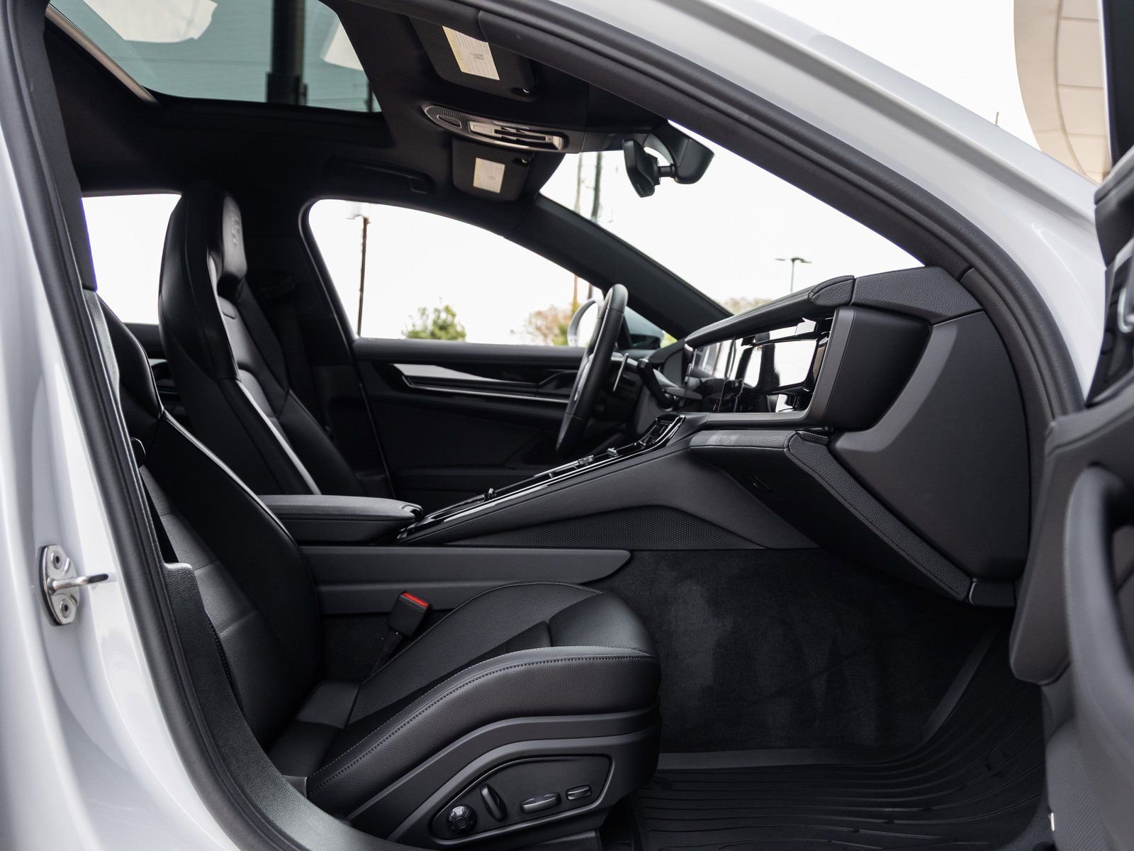 New 2026 Porsche Panamera 4 AWD/4WD image 46