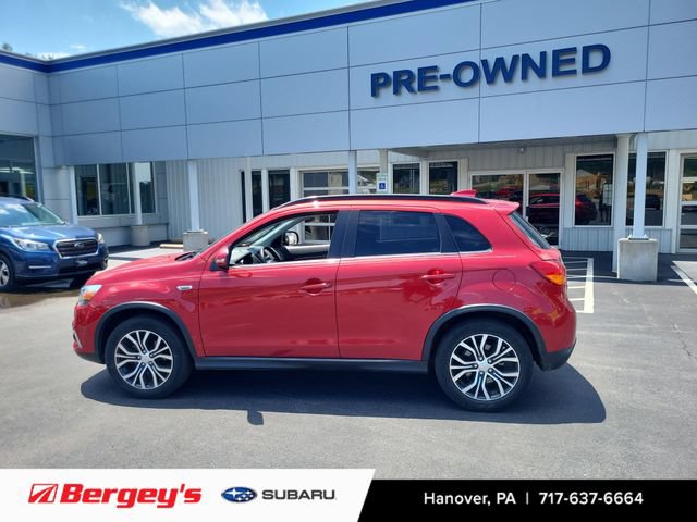 Used 2017 Mitsubishi Outlander Sport SEL AWD/4WD image 2