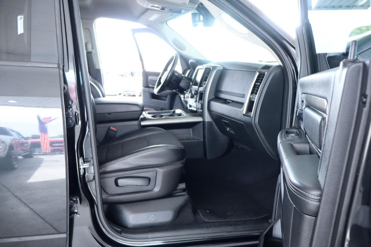 Used 2016 RAM 1500 Sport w/ Black Ram 1500 Sport Group AWD/4WD image 36