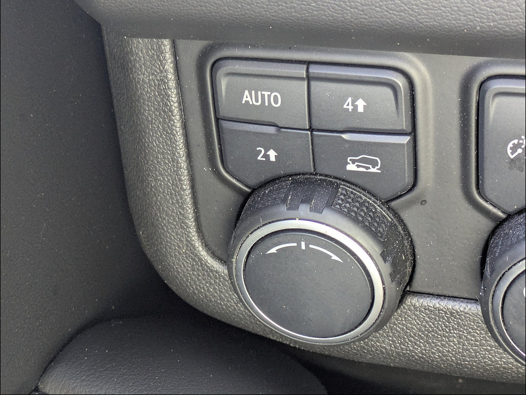 Used 2021 Chevrolet Tahoe LT AWD/4WD image 25