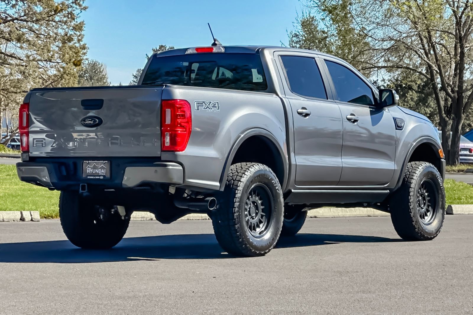 Used 2023 Ford Ranger Lariat w/ Equipment Group 501A High image 4