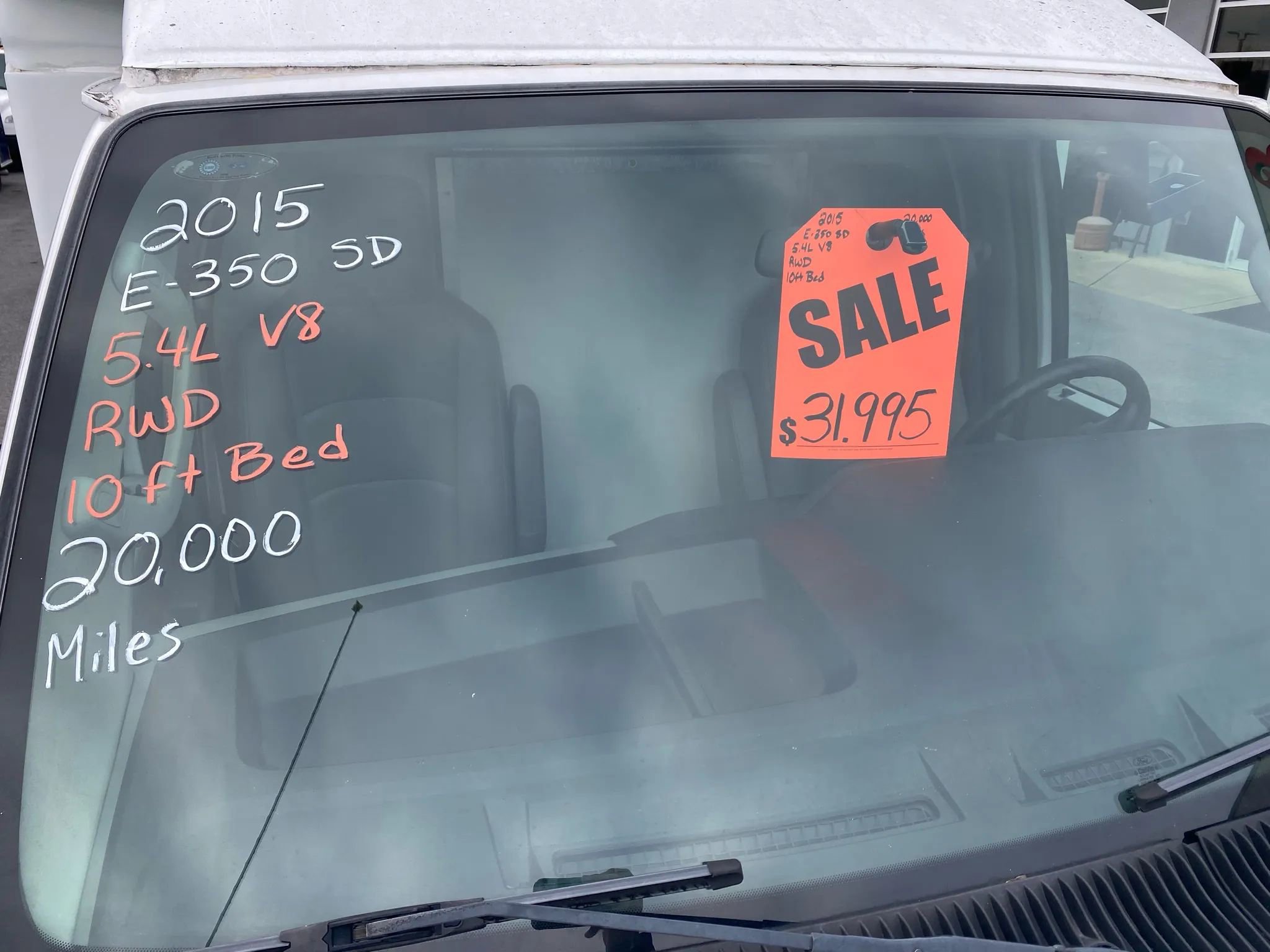 Used 2015 Ford E-350 and Econoline 350 Super Duty w/ Power Windows & Locks Group RWD image 3