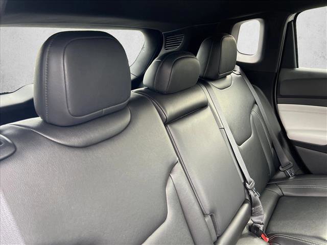 Used 2025 Jeep Compass Limited AWD/4WD image 21
