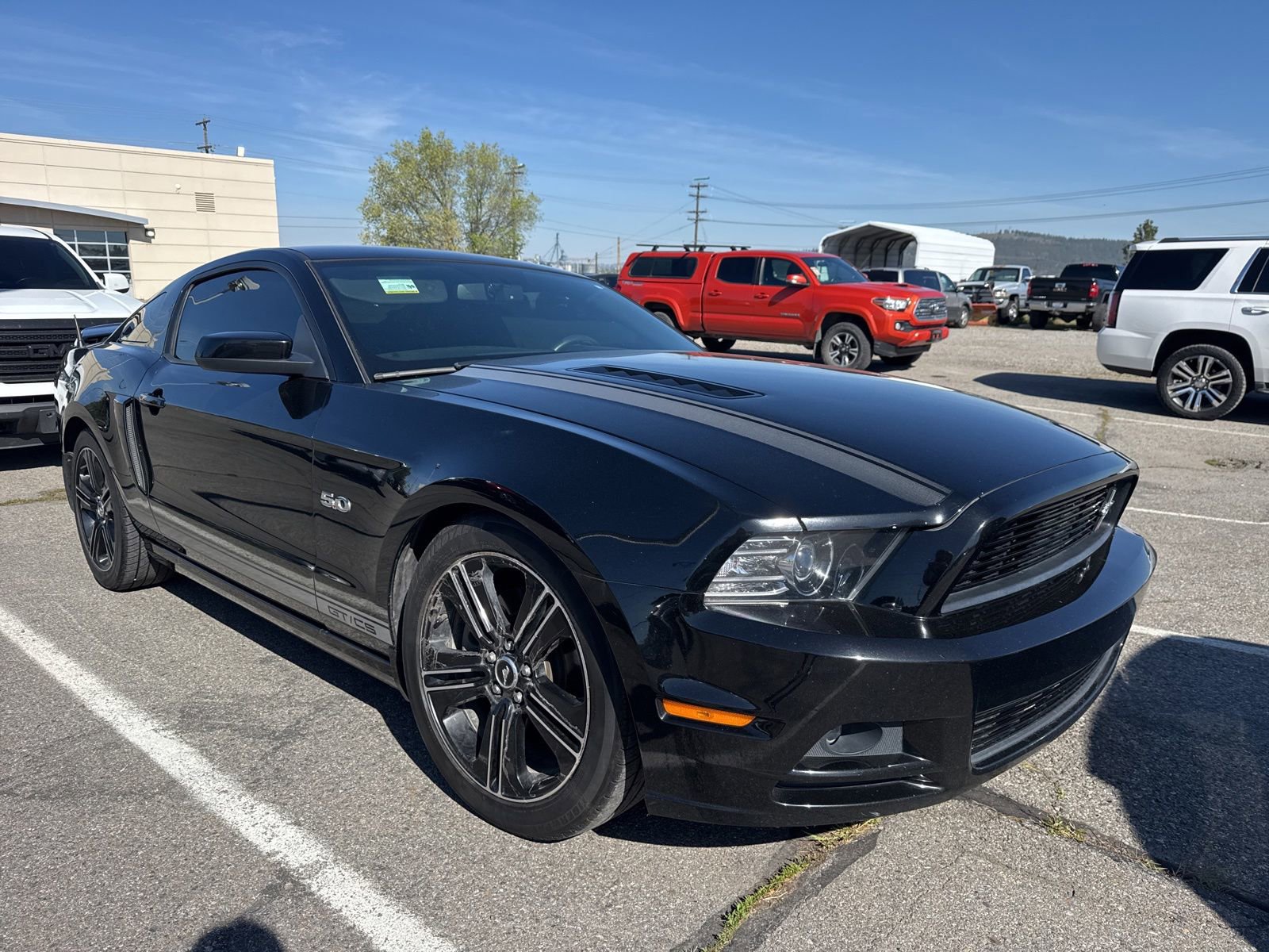 Used 2013 Ford Mustang GT RWD image 3