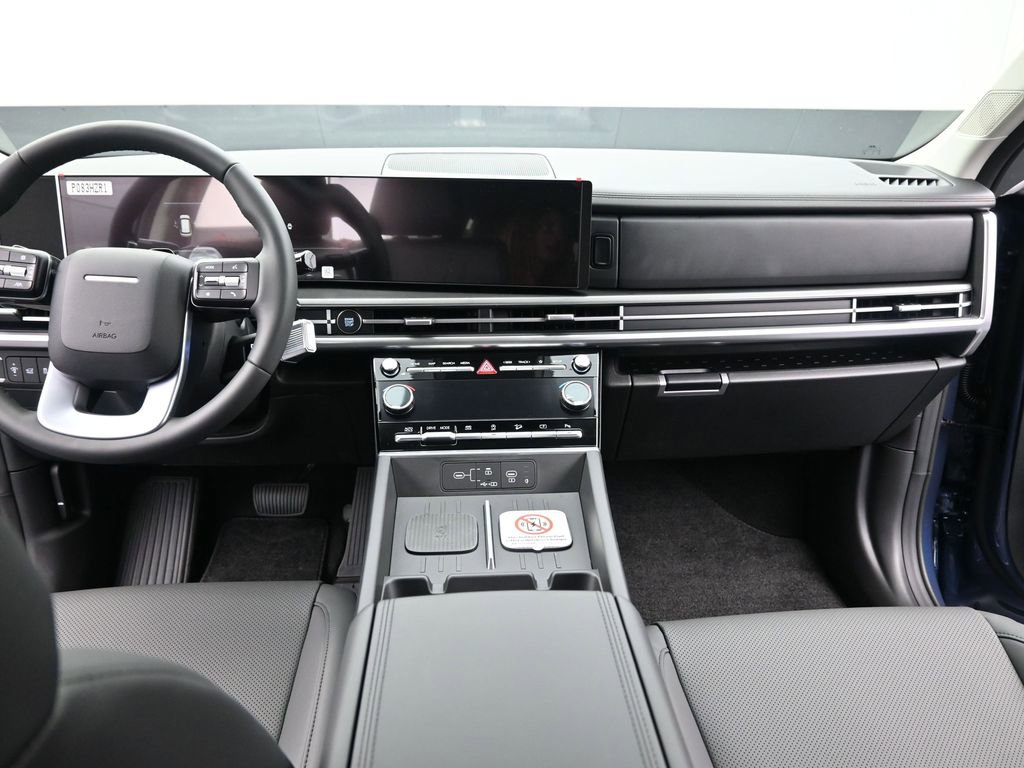 Used 2025 Hyundai Santa Fe SEL image 11