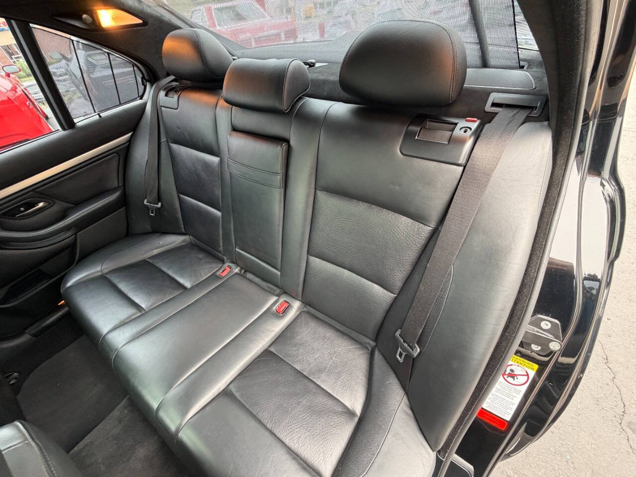 Used 2003 BMW M5 RWD image 32