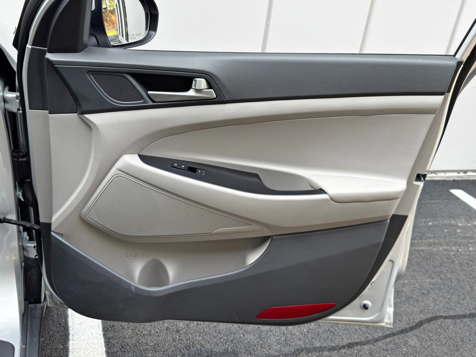 Used 2018 Hyundai Tucson SE image 37