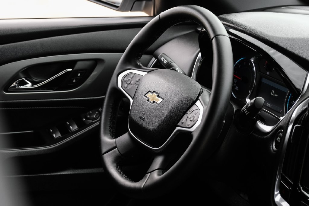 Used 2023 Chevrolet Traverse LT AWD/4WD image 13