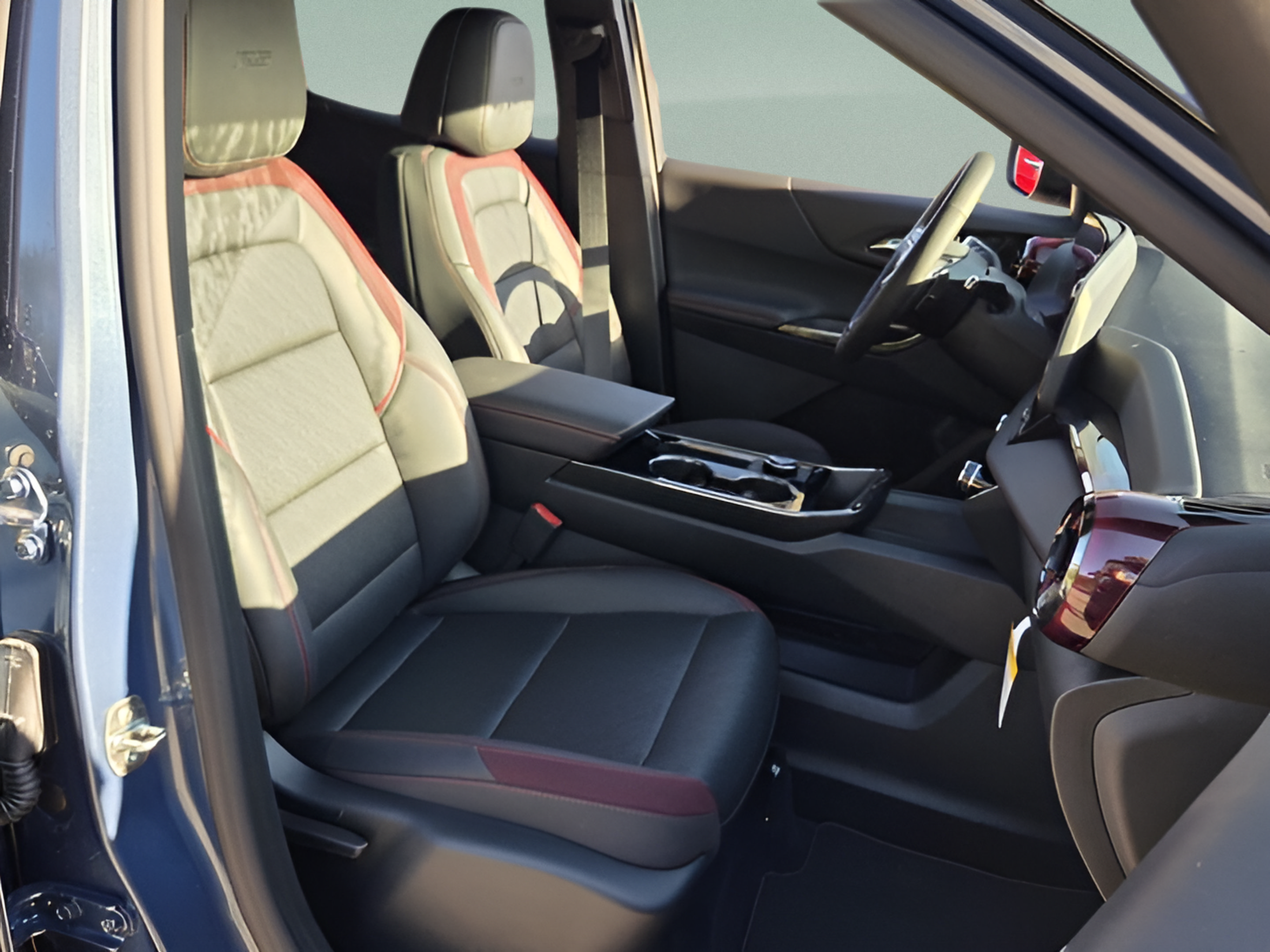New 2027 Chevrolet Equinox RS FWD image 15