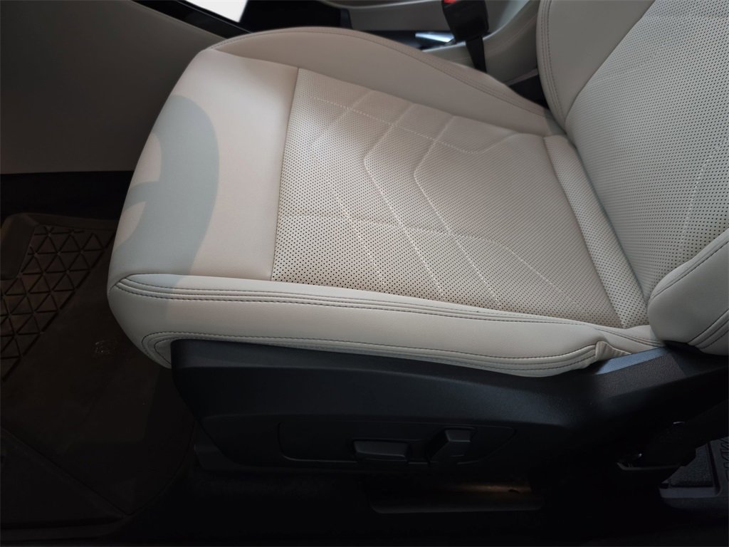 Used 2025 BMW X1 xDrive28i w/ Convenience Package image 30