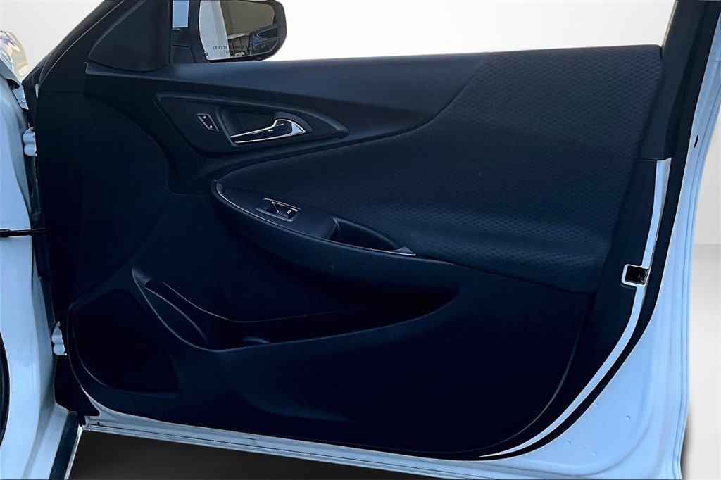 Used 2023 Chevrolet Malibu LT image 26