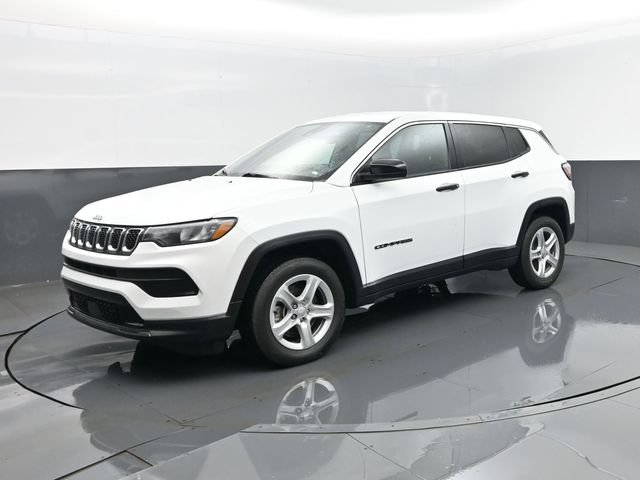 Used 2023 Jeep Compass Sport AWD/4WD image 1