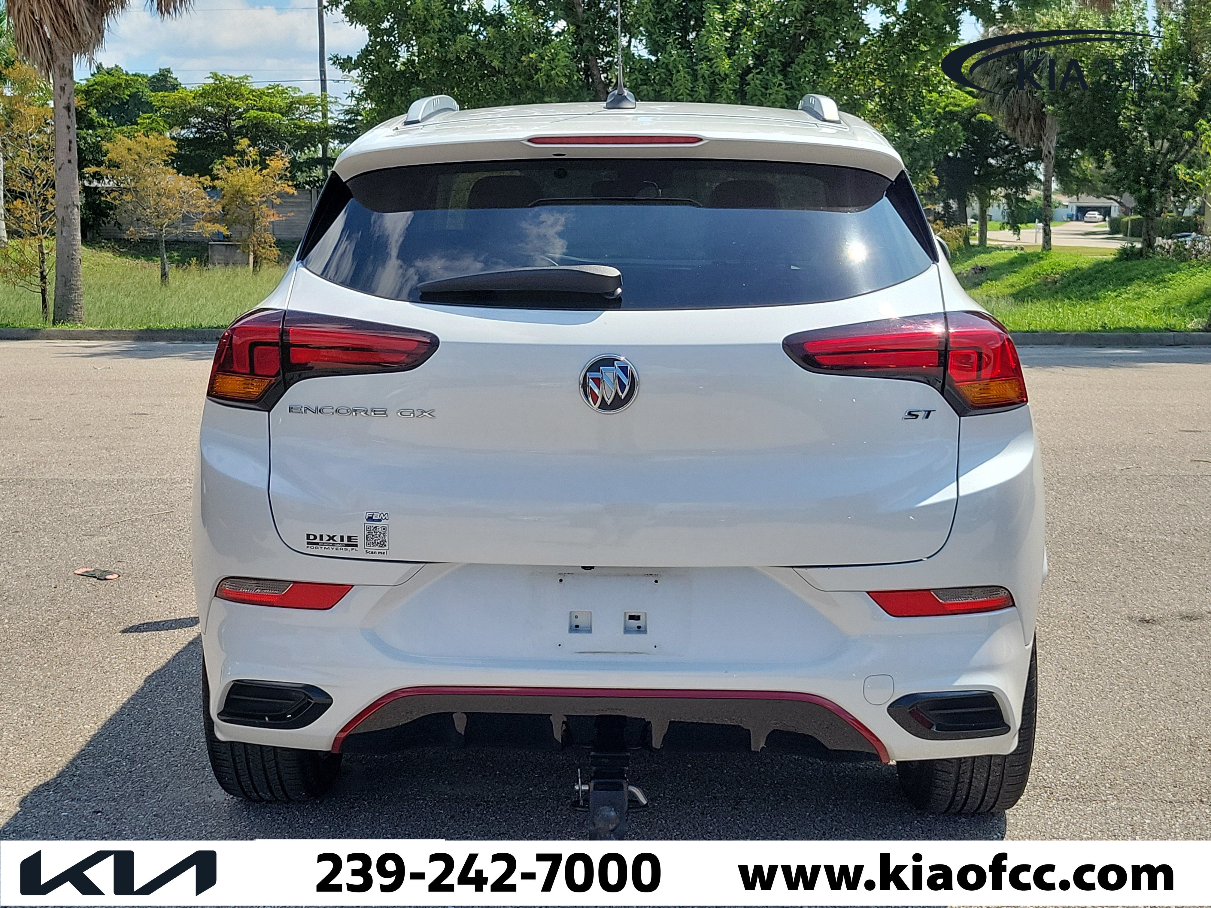 Used 2021 Buick Encore GX Preferred w/ Sport Touring Package FWD image 5
