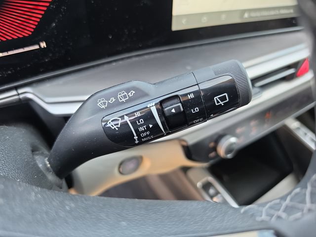 Certified 2025 Kia Sorento S w/ Panoramic Sunroof Package FWD image 21