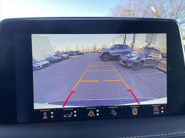 Used 2023 Chevrolet Suburban Premier w/ Advanced Technology Package image 28