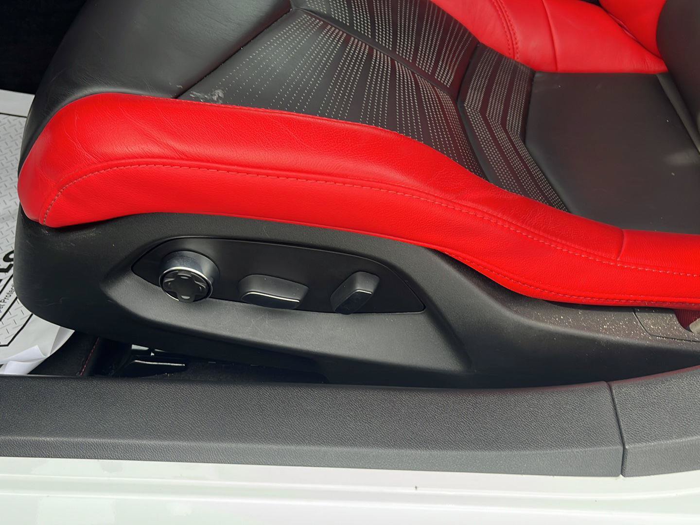 Used 2023 Chevrolet Corvette Stingray Preferred Conv w/ Z51 Performance Package RWD image 21