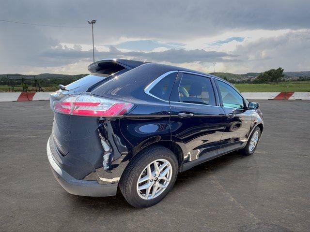 Used 2024 Ford Edge SEL AWD/4WD image 4